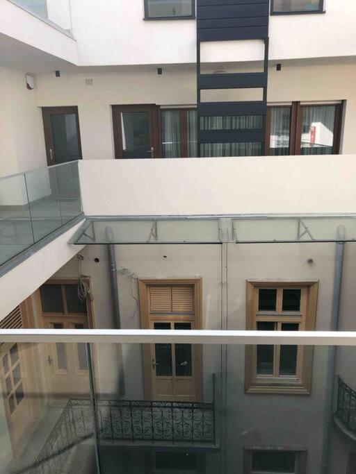 Luxury Cozy 2 Bdr Downtown Apt.3 Budapest Exterior foto